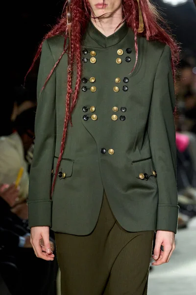 Look 8